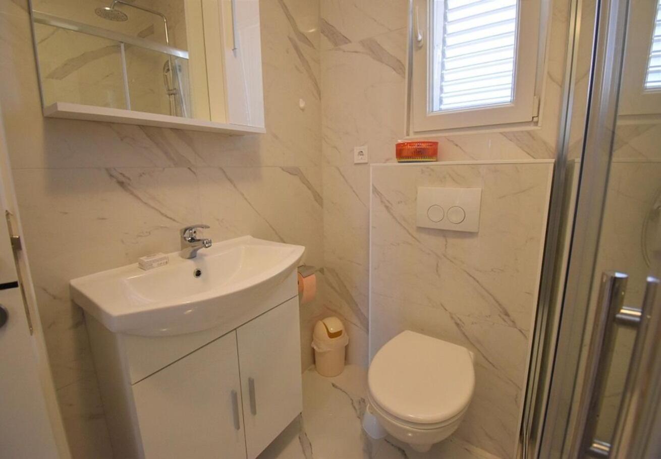 Holiday Home Branka - 80 M From Beach Vir Eksteriør bilde
