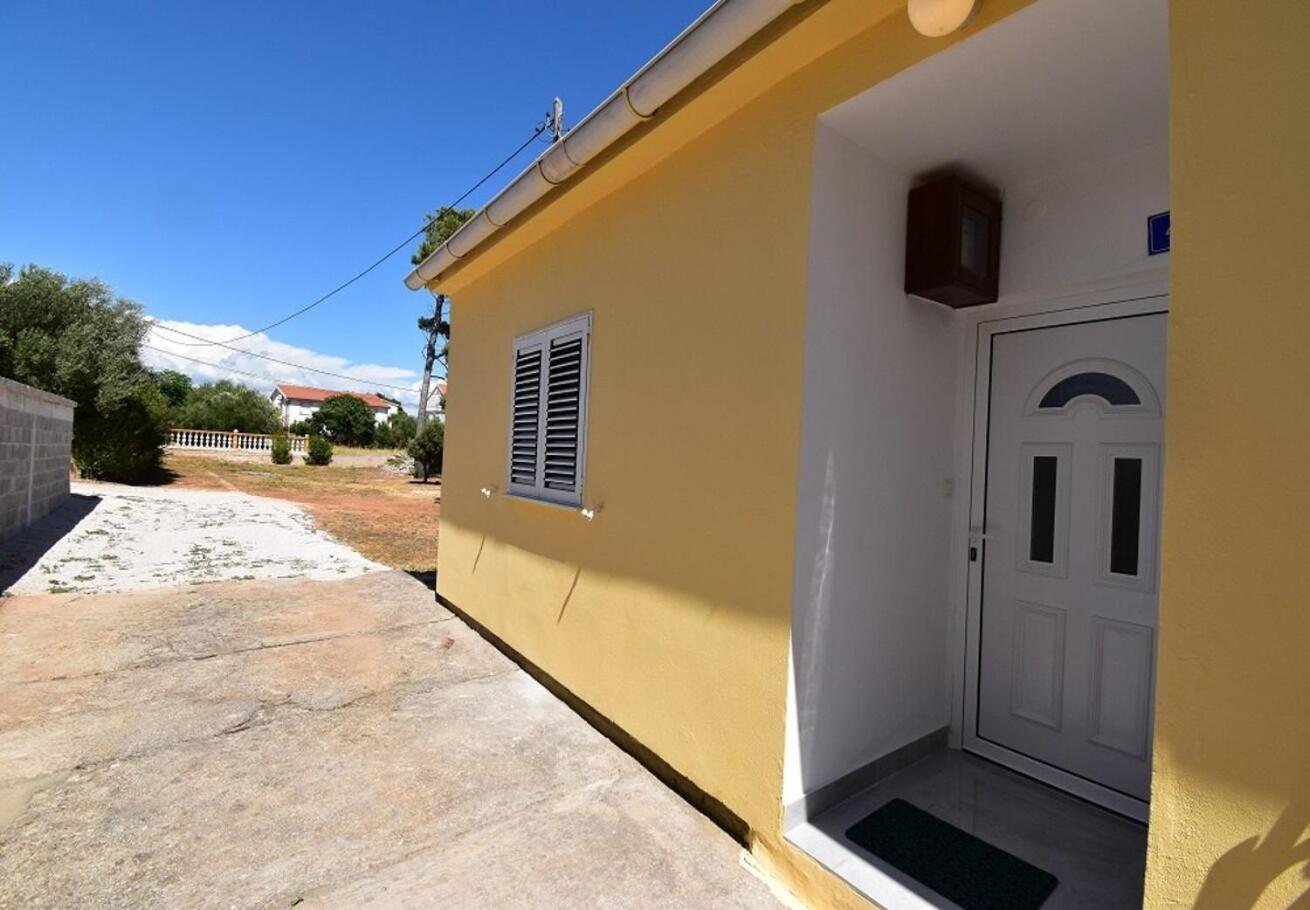 Holiday Home Branka - 80 M From Beach Vir Eksteriør bilde