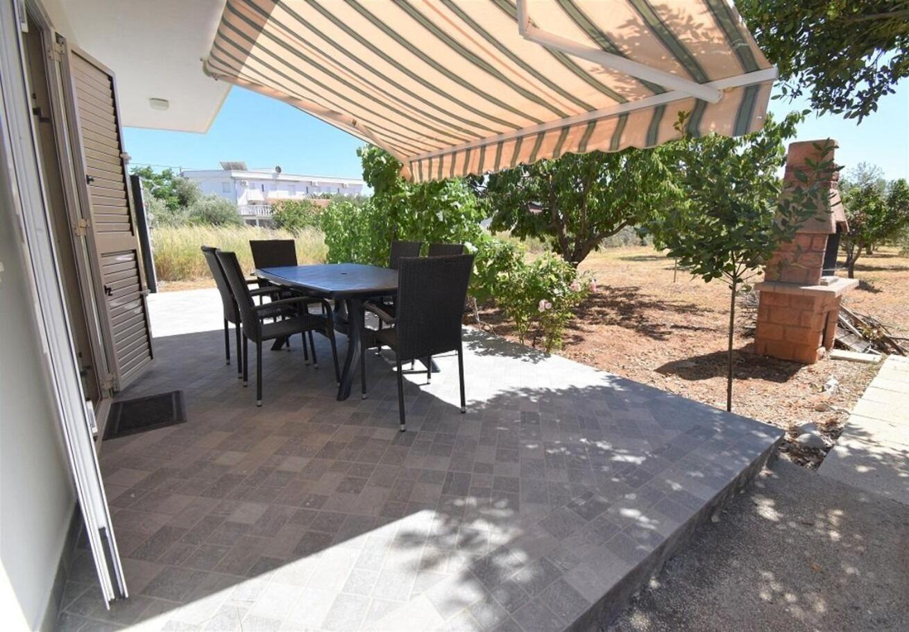 Holiday Home Branka - 80 M From Beach Vir Eksteriør bilde